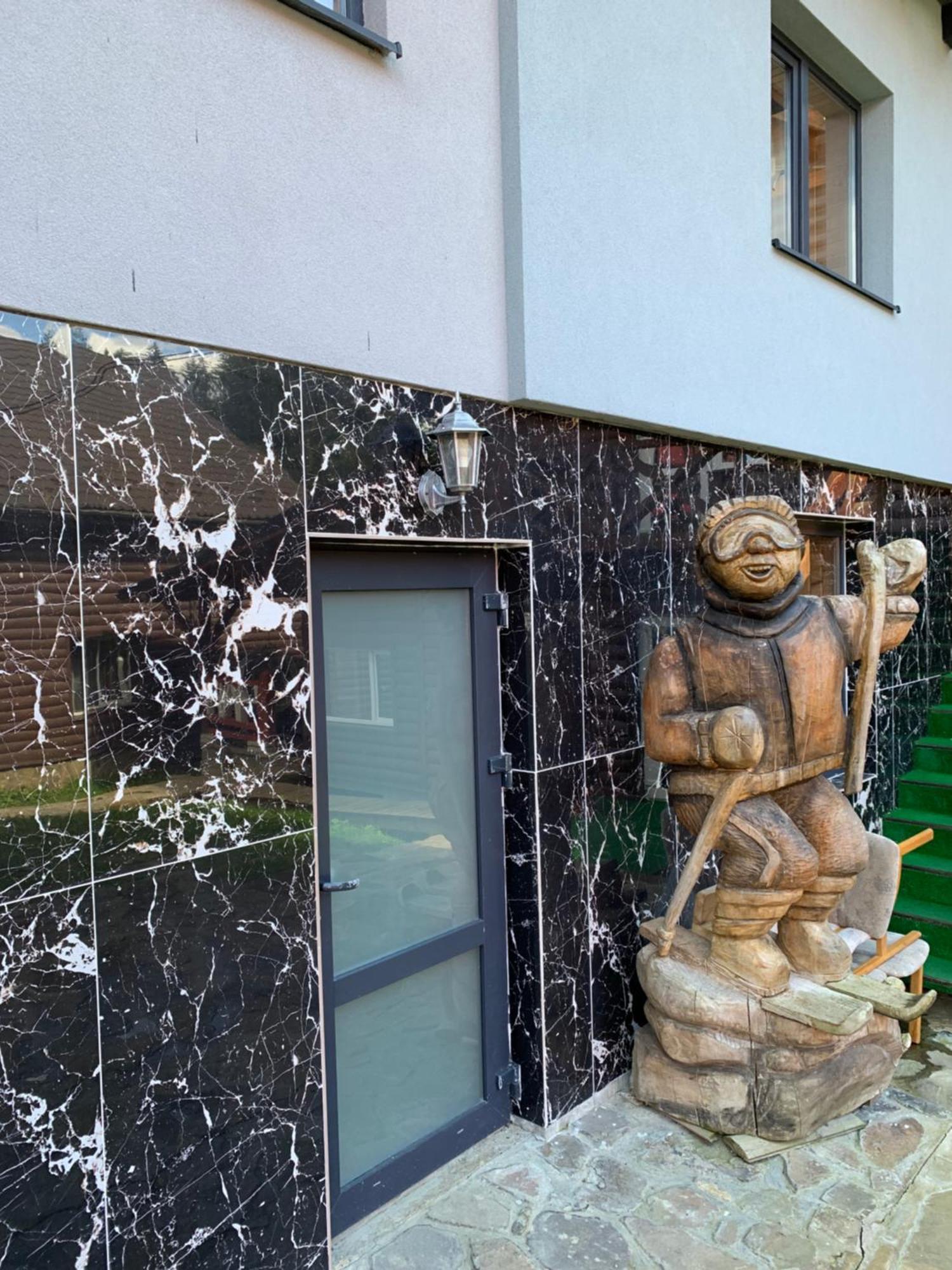 Hotel Novoe Shale يابلونيتسيا المظهر الخارجي الصورة